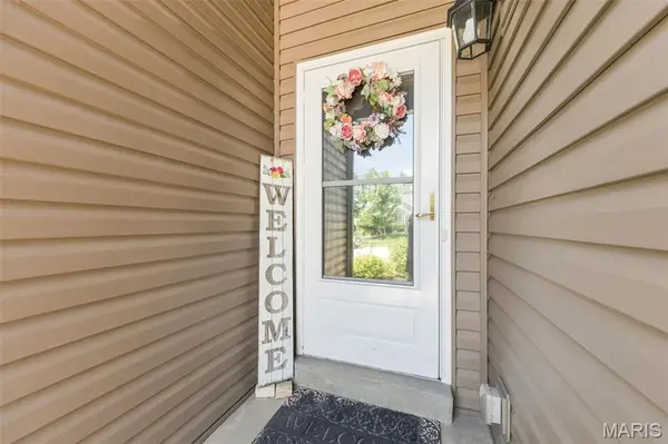 1802 Barclay Trail DR, Wentzville, MO 63385