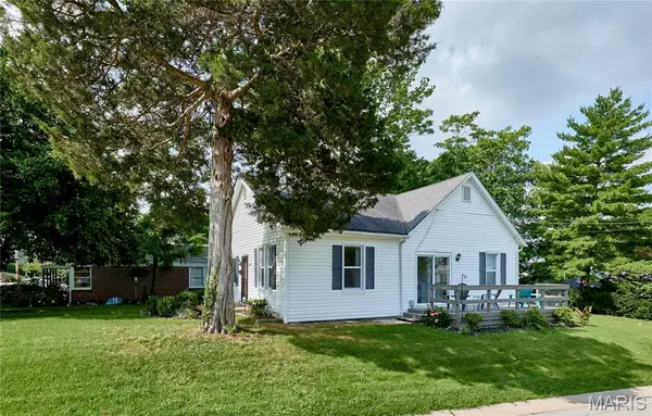 2601 Bremerton RD, Rock Hill, MO 63144