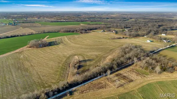 000 Old Setter RD, O'fallon, MO 63366