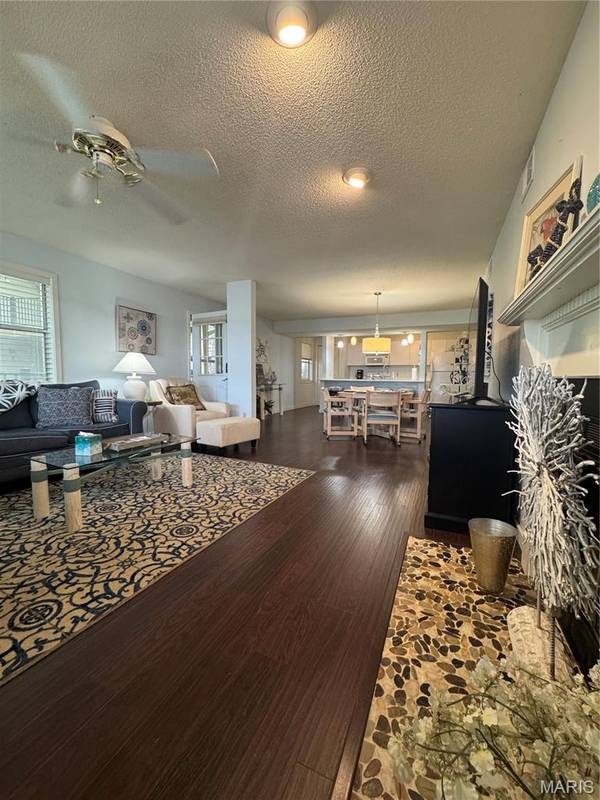 6005 Baydy Peak RD #205, Osage Beach, MO 65065