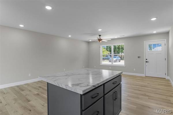 114 Holmes ST, Fredericktown, MO 63645