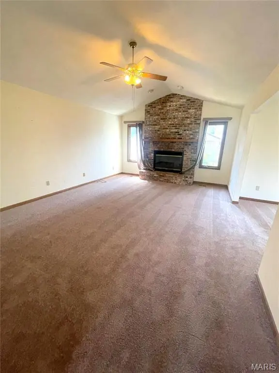 301 BRIAN DR, Swansea, IL 62226