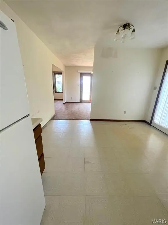 301 BRIAN DR, Swansea, IL 62226