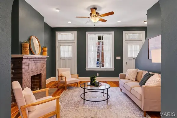 3004 Louisiana AVE, St Louis, MO 63118
