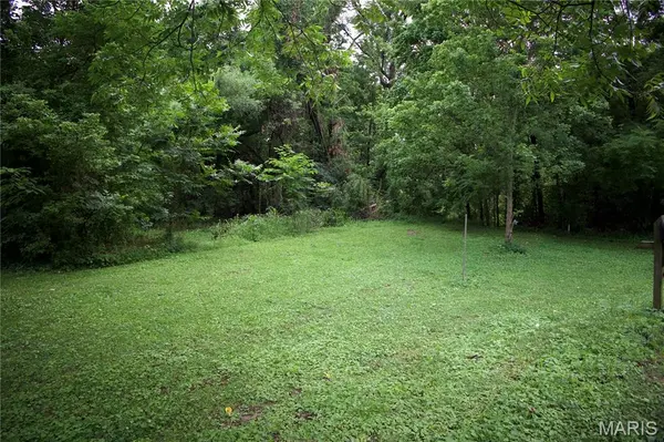 482 E Davidson, Chaffee, MO 63740
