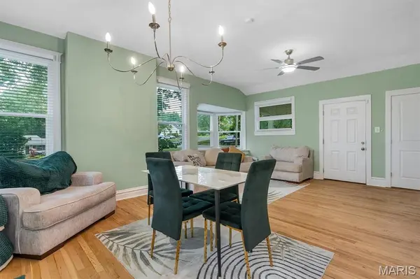 9103 Shelley AVE, Overland, MO 63114