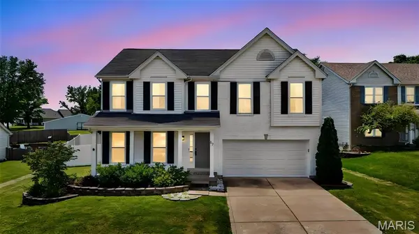 67 Old Chesapeake DR, Wentzville, MO 63385