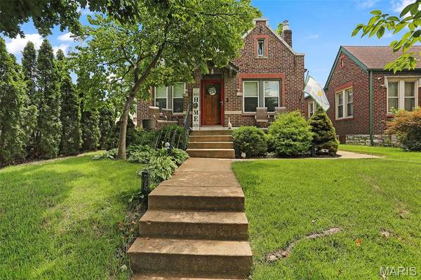 4054 Alma AVE, St Louis, MO 63116