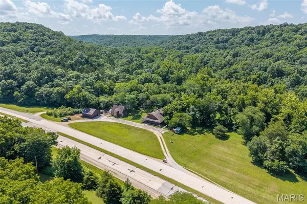 11126 Highway Z, Devils Elbow, MO 65457