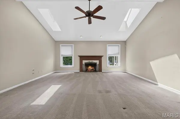 503 Malinmor DR, Weldon Spring, MO 63304