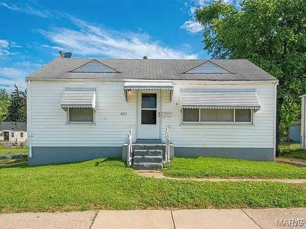 8143 Airport RD, St Louis, MO 63134