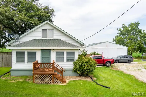 6015 State Route 4, Mascoutah, IL 62258