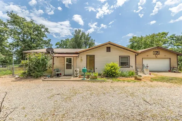 52 Carter 315, Ellsinore, MO 63937