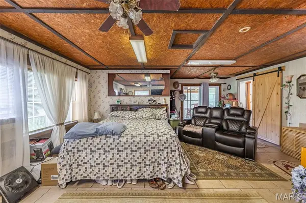 52 Carter 315, Ellsinore, MO 63937