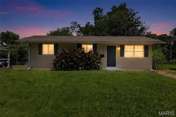 10324 Durness DR, St Louis, MO 63137