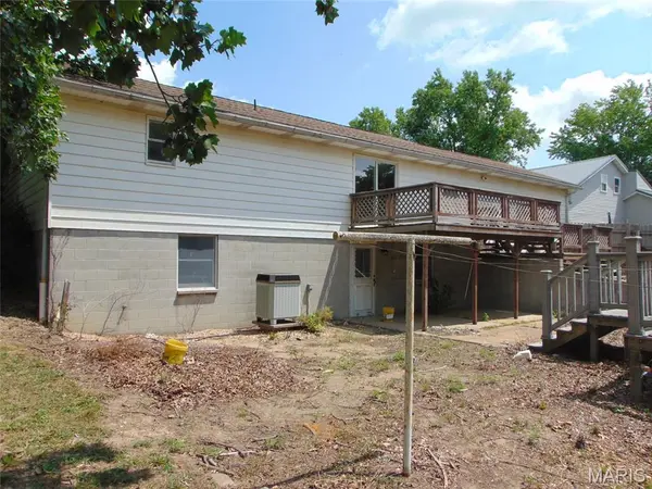 107 W Chestnut ST, Campbell Hill, IL 62916