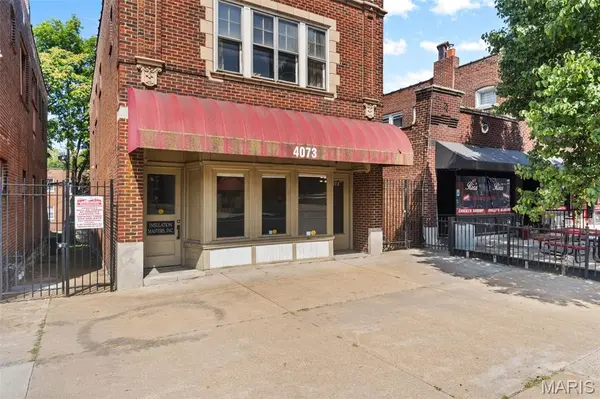 4073 S Grand BLVD, St Louis, MO 63118