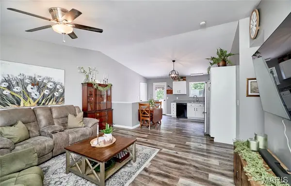 2358 Balboa CIR, Warrenton, MO 63383