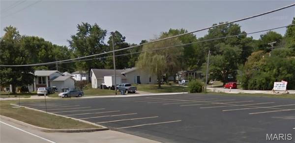 1305 N Main, O'fallon, MO 63366