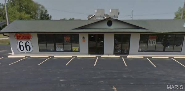 1305 N Main, O'fallon, MO 63366