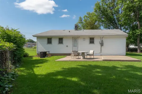 8433 1st ST, Berkeley, MO 63134