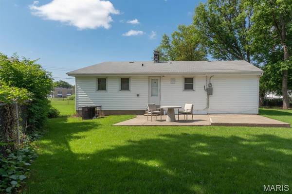 8433 1st ST, Berkeley, MO 63134