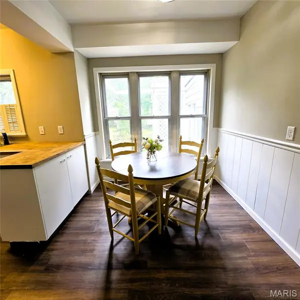 1406 Rosedale LN, Poplar Bluff, MO 63901