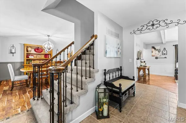 102 E Brittany LN, O'fallon, IL 62269