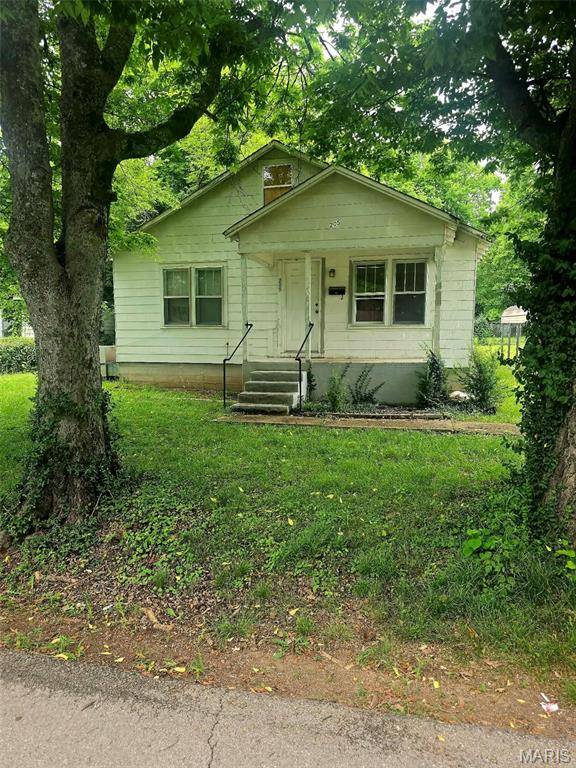 205 Morgan, Doniphan, MO 63935