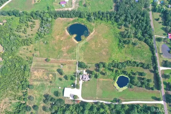 292 Highway F, Cuba, MO 65453