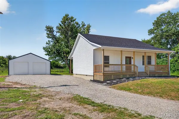 2216 N 15th AVE, Litchfield, IL 62056