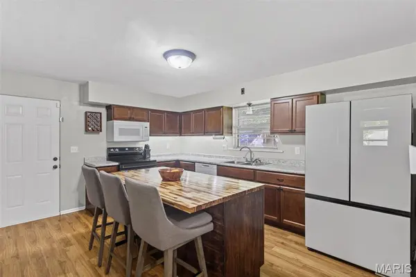 2229 E A ST, Belleville, IL 62221