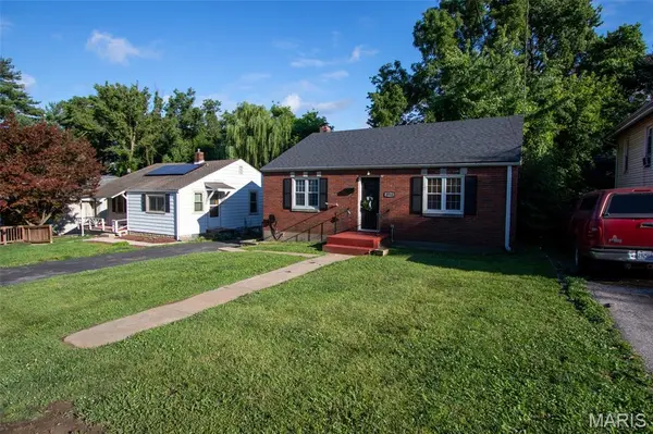 3711 Aberdeen AVE, Alton, IL 62002