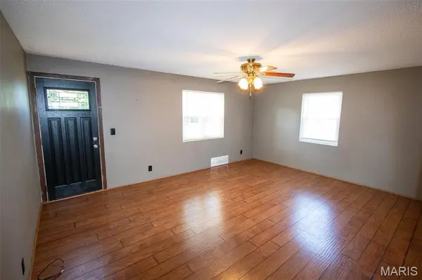 3711 Aberdeen AVE, Alton, IL 62002