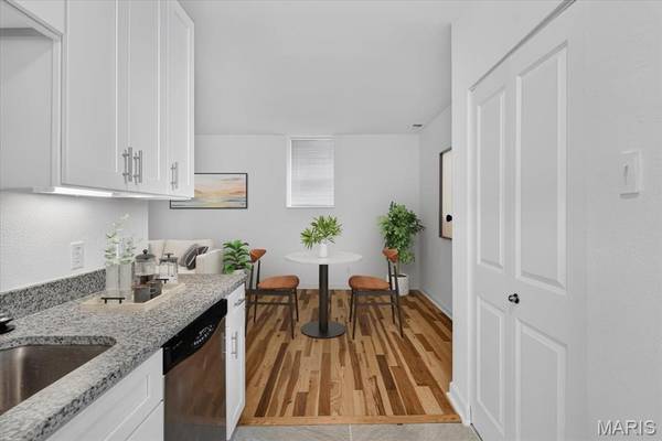 5630 Pershing AVE #15, St Louis, MO 63112