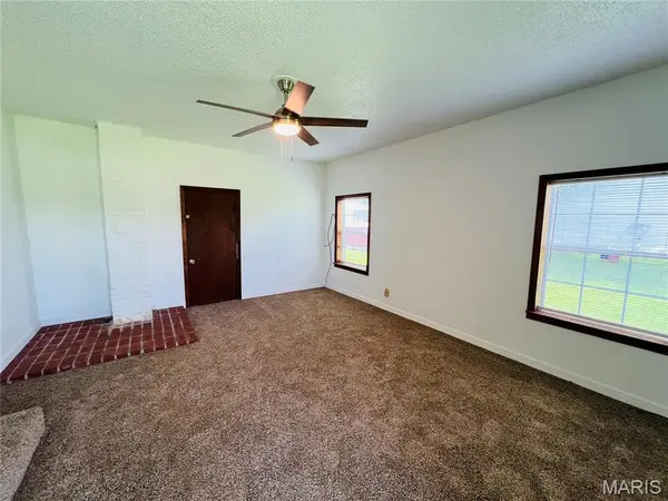 15053 State Highway 51, Dudley, MO 63936