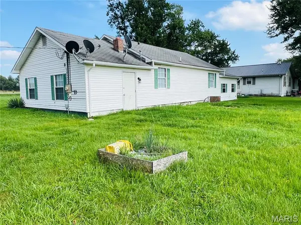 15053 State Highway 51, Dudley, MO 63936