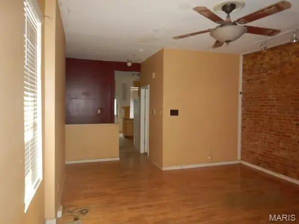 3412 Alberta ST, St Louis, MO 63118
