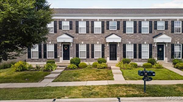 318 Shady Rock LN, O'fallon, MO 63368