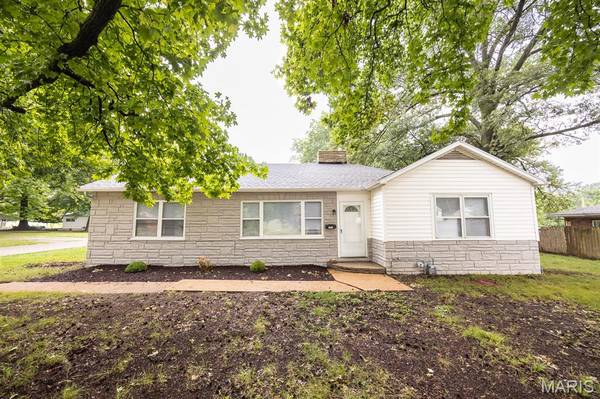1912 N 17th ST, Swansea, IL 62226