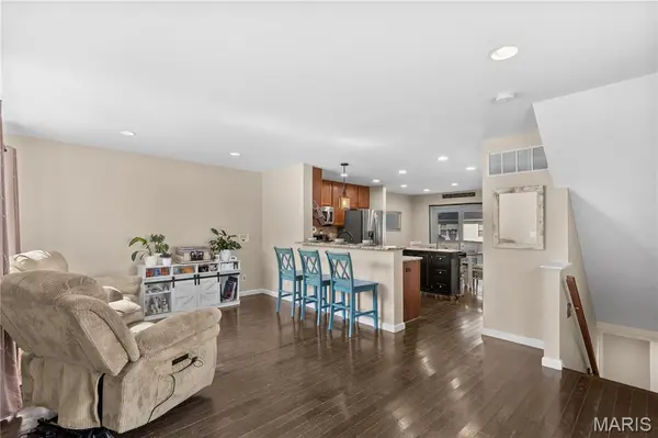 412 Wild Oak DR, O'fallon, MO 63368