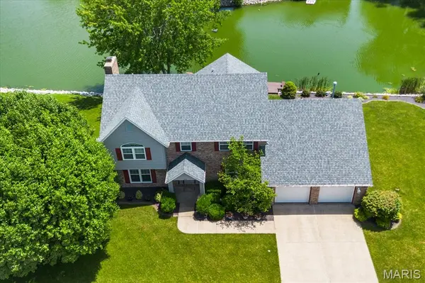 705 E Wesley DR, O'fallon, IL 62269