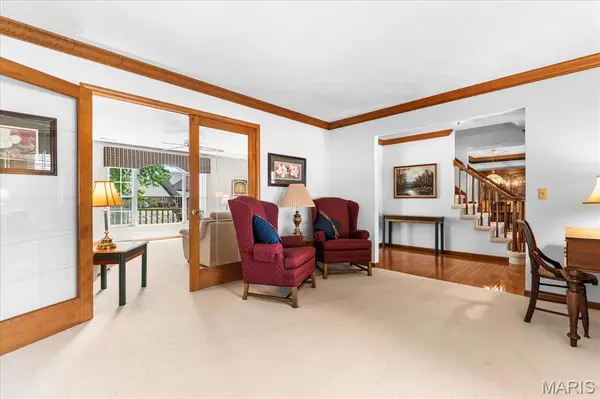 705 E Wesley DR, O'fallon, IL 62269