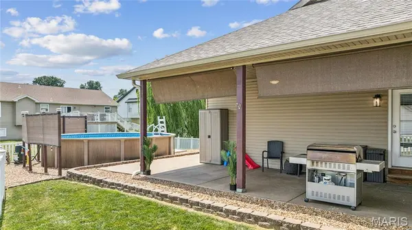 800 Mule Creek DR, Wentzville, MO 63385