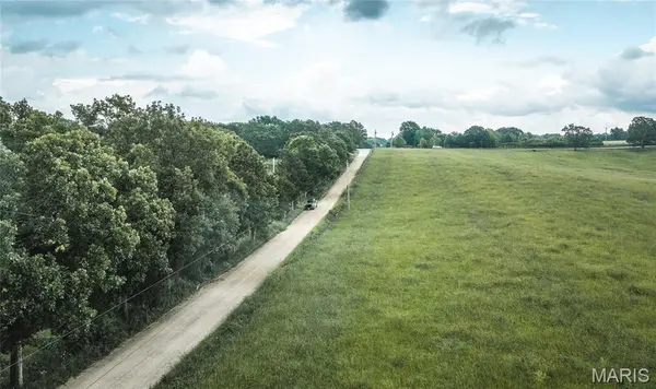 000 County Road 628, Dixon, MO 65459