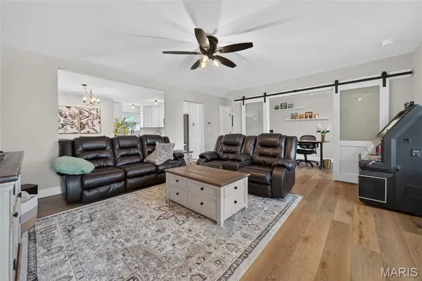 108 Sunny Hill BLVD, St Peters, MO 63376