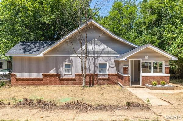 1331 Benton ST, Poplar Bluff, MO 63901