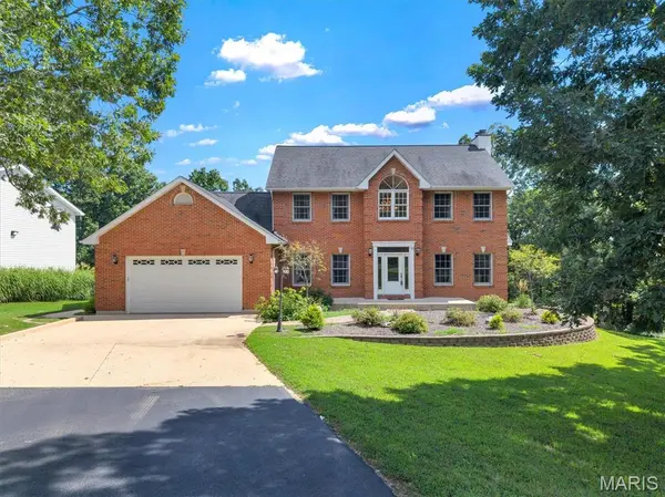10 Grand Oaks Estate, Sullivan, MO 63080