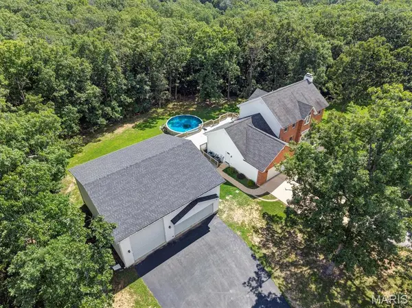 10 Grand Oaks Estate, Sullivan, MO 63080