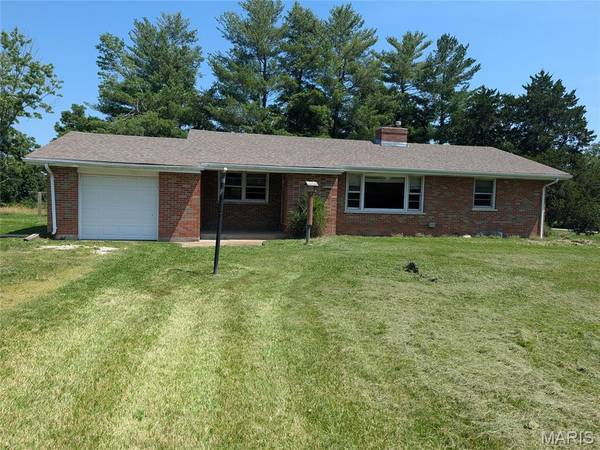 3901 Highway D, Defiance, MO 63341